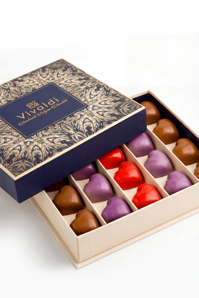 Antik Seri 20'li Kalpli Çikolata Kutusu